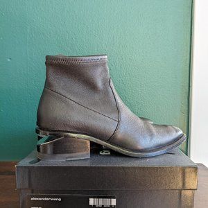 Alexander Wang Kori stretch nappa boots in black 35